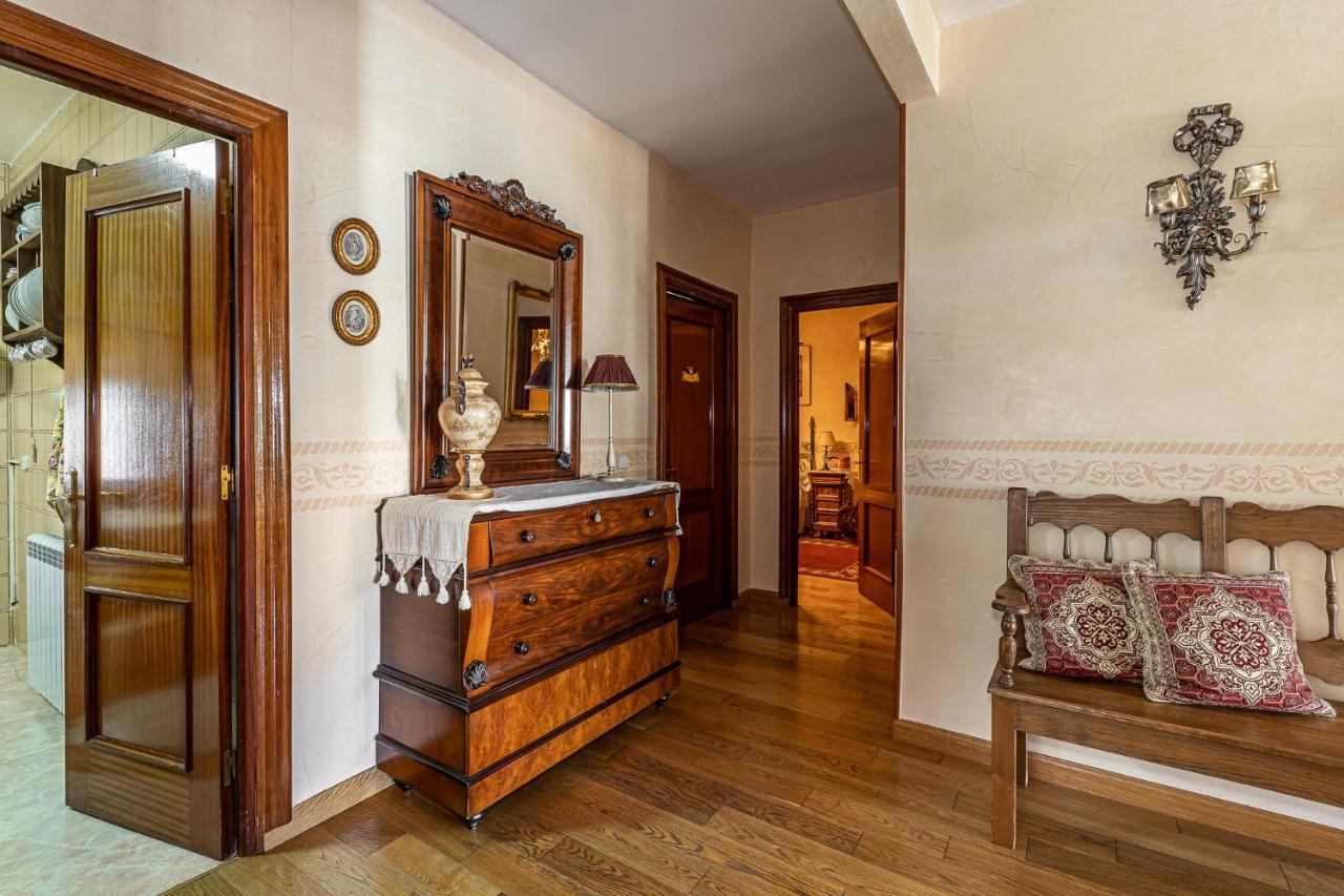 Waou Deluxe Cottage Titulcia Bagian luar foto