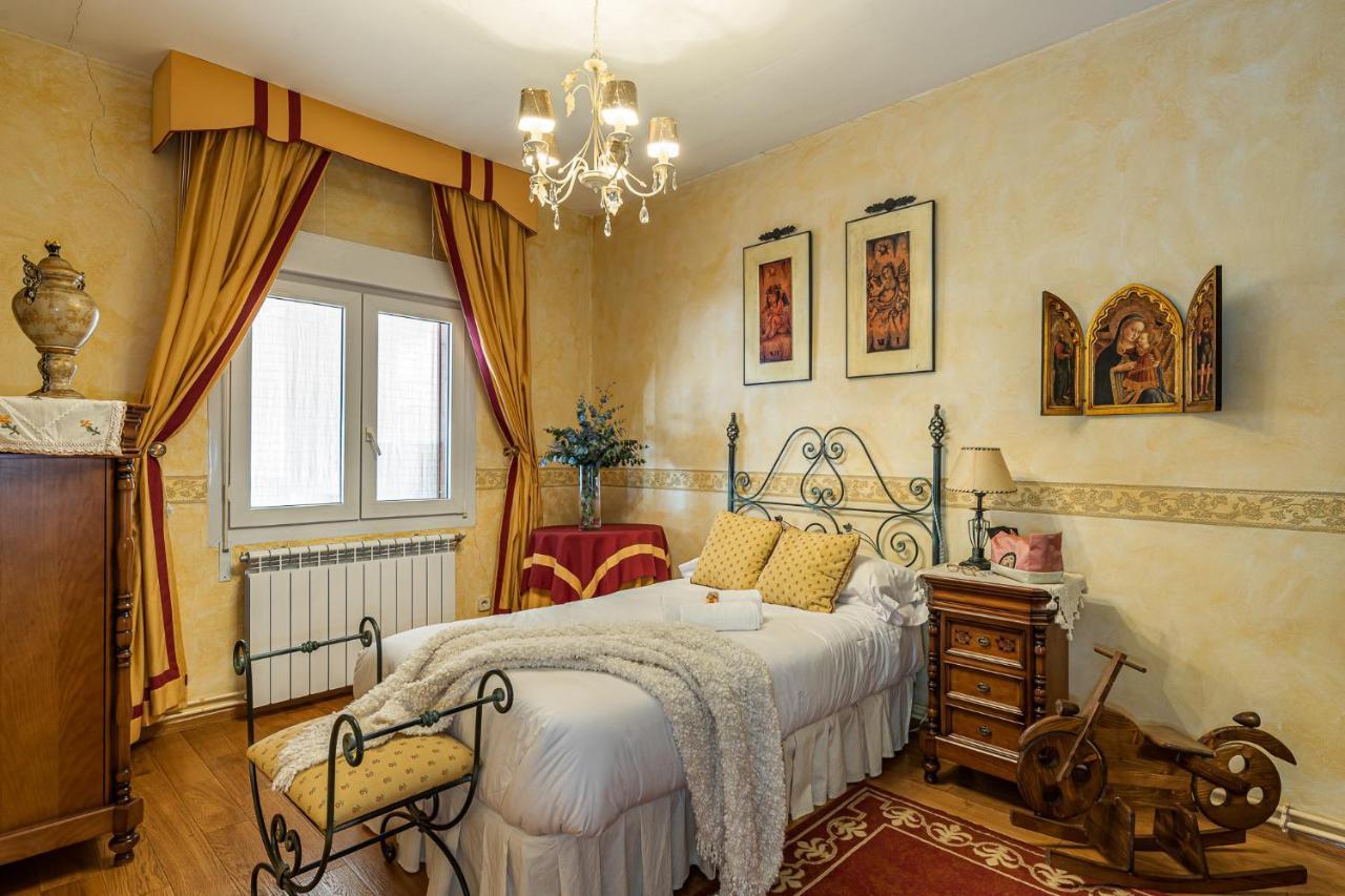Waou Deluxe Cottage Titulcia Bagian luar foto